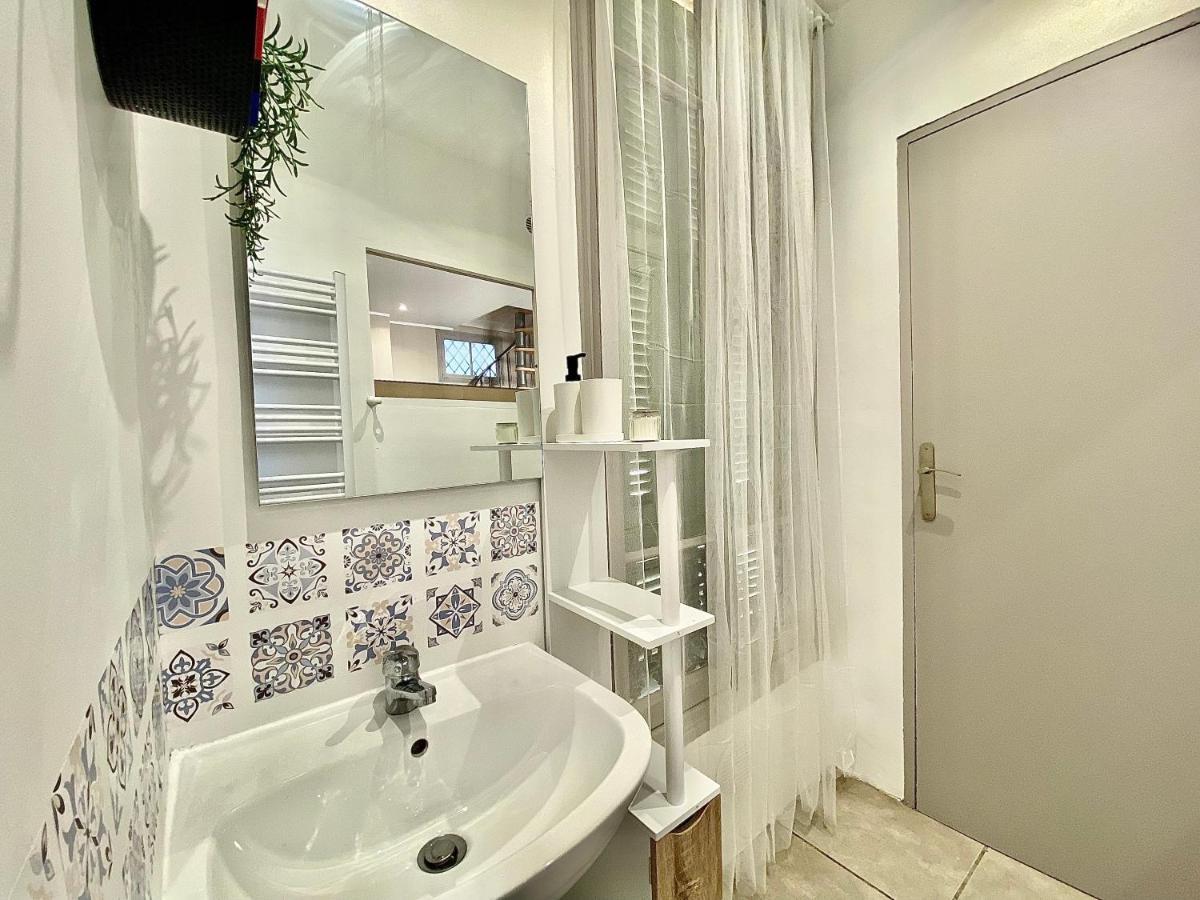 Lovely & Cozy Duplex Heart Of Nice With Bathtub! Εξωτερικό φωτογραφία