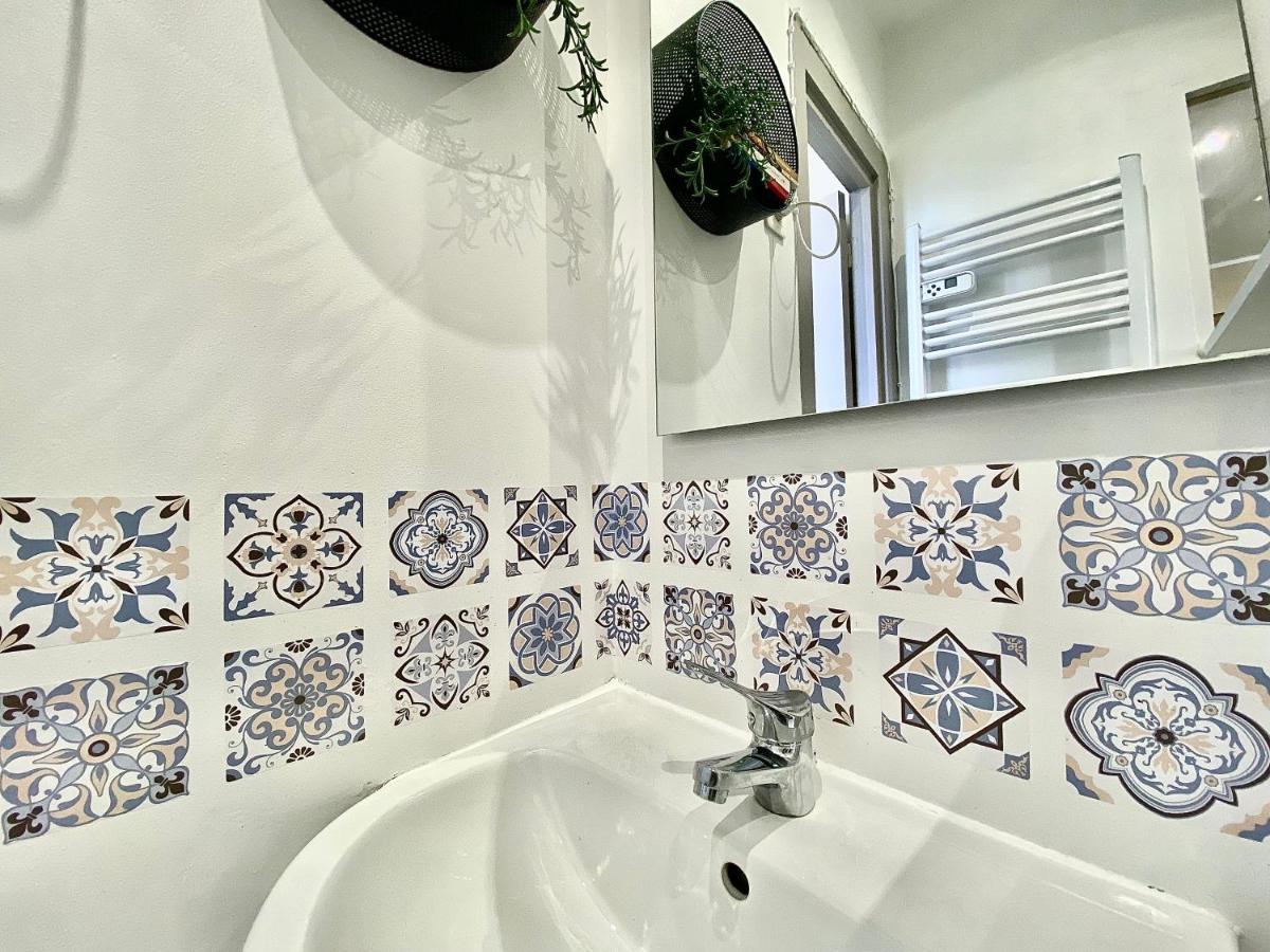 Lovely & Cozy Duplex Heart Of Nice With Bathtub! Εξωτερικό φωτογραφία