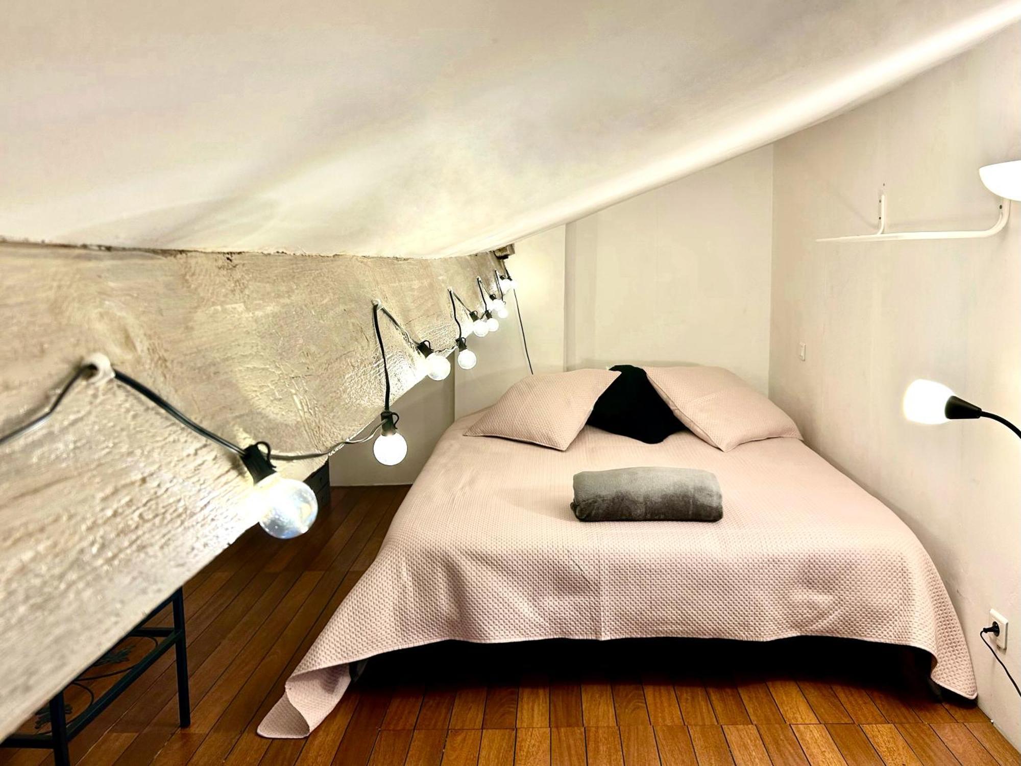 Lovely & Cozy Duplex Heart Of Nice With Bathtub! Εξωτερικό φωτογραφία